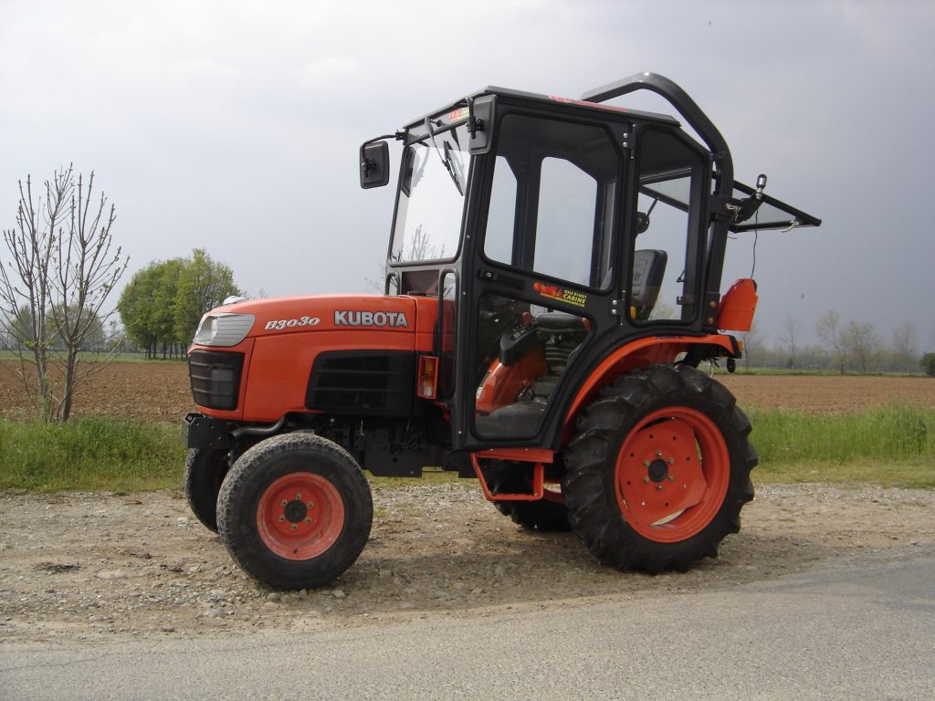 Omga cabine per trattori - cabina per Kubota 3030